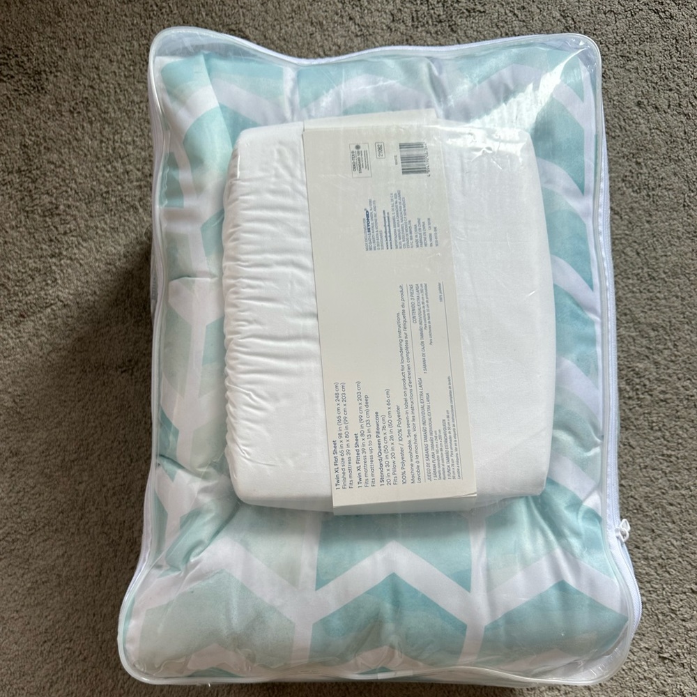 TW/TX bed set - Picture 2 of 2